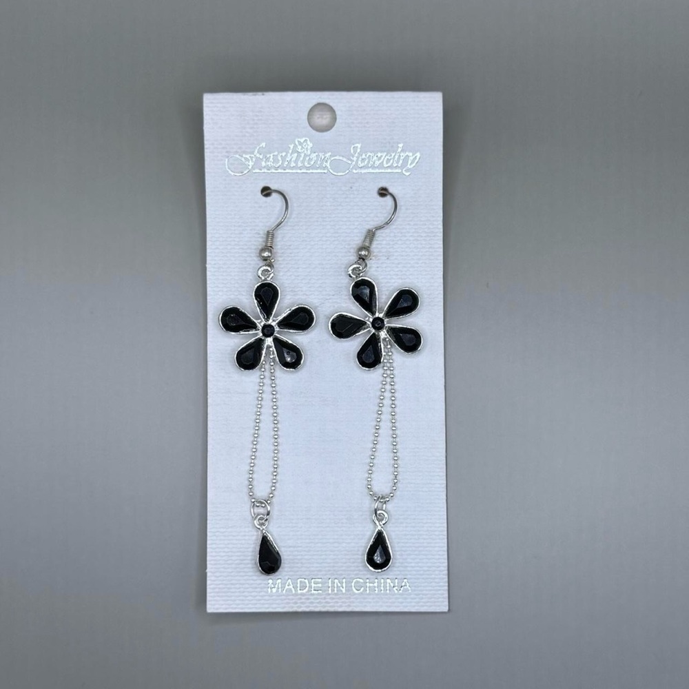 NWT Black and Silver Toned Floral Chain Drop Earrings